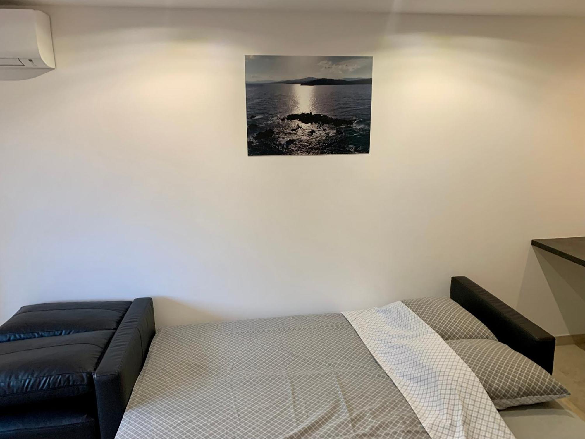 Grand Studio Standing Avec Terrasse Et Parking Sainte-Maxime Bagian luar foto